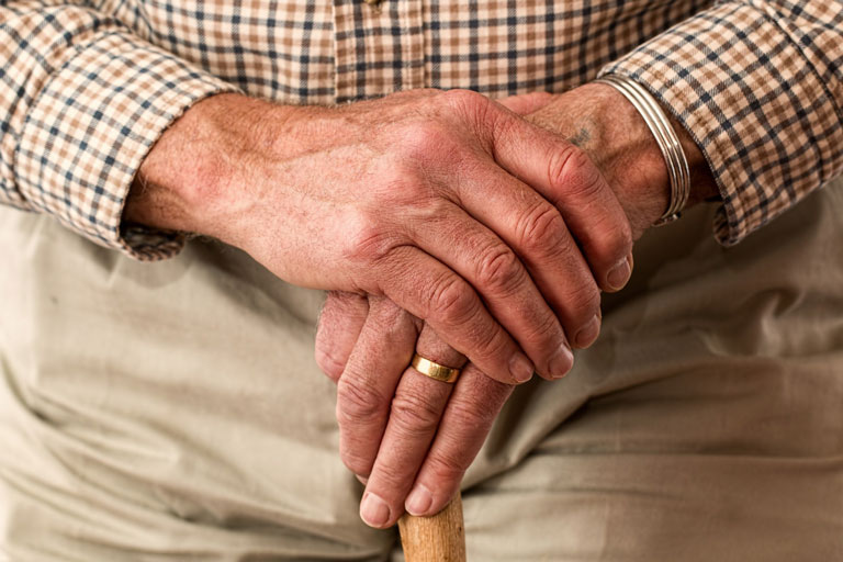 elderly-cleaning